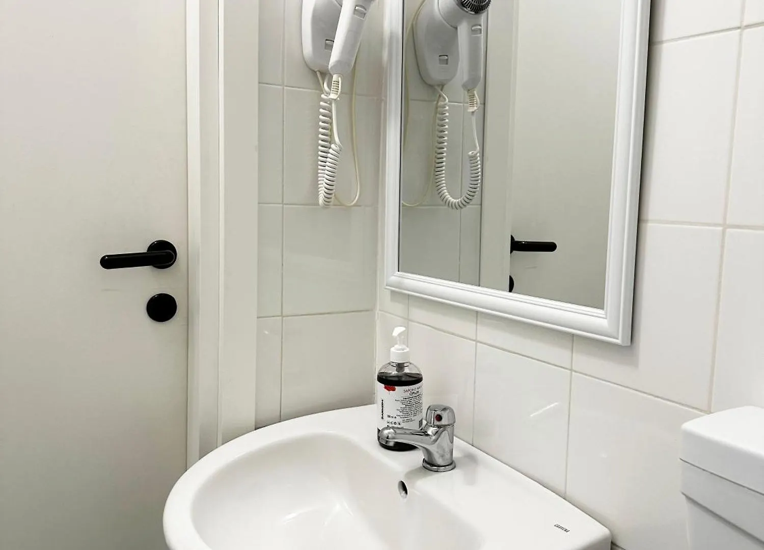 מילאנו Mio Hostel