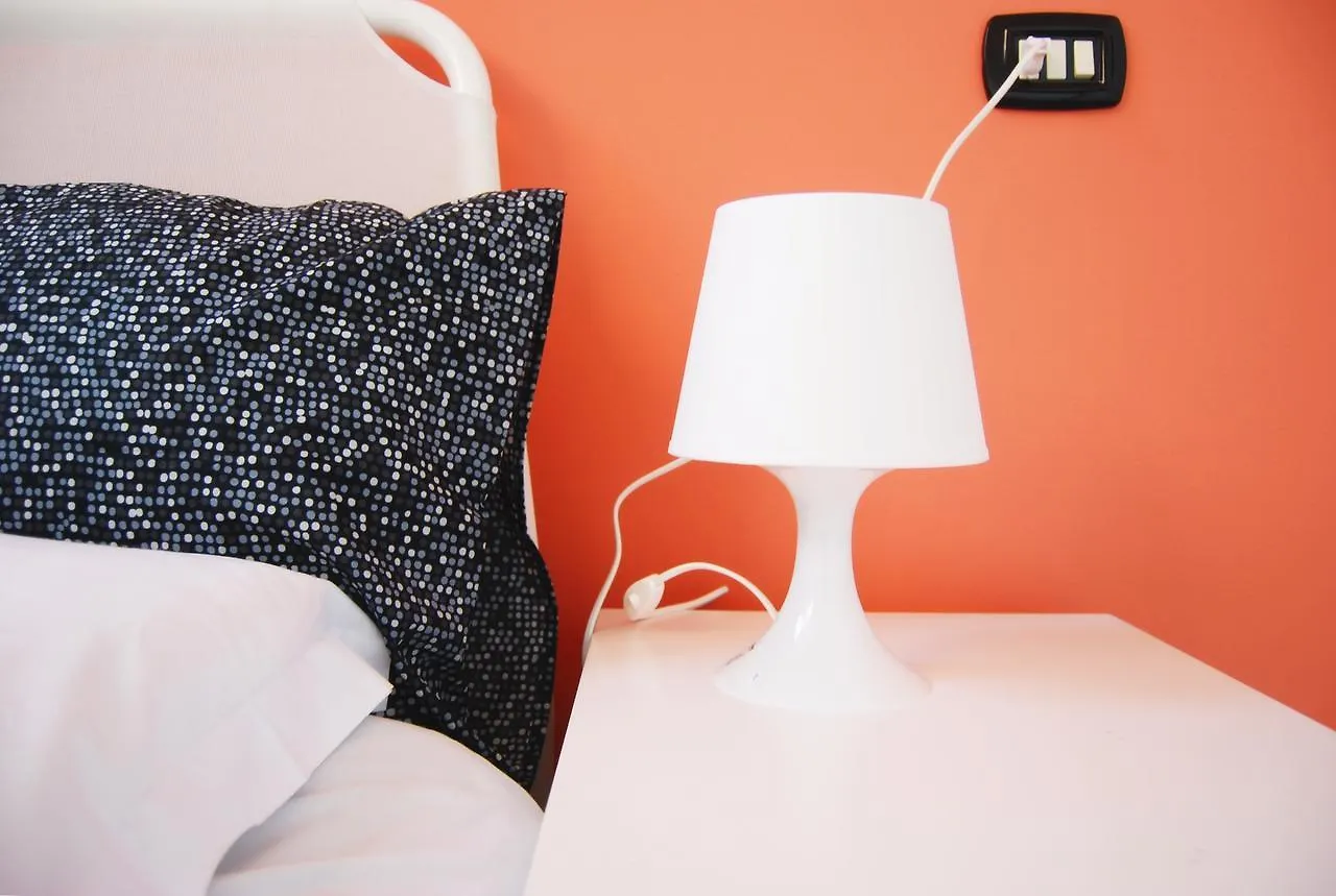 מילאנו Mio Hostel איטליה