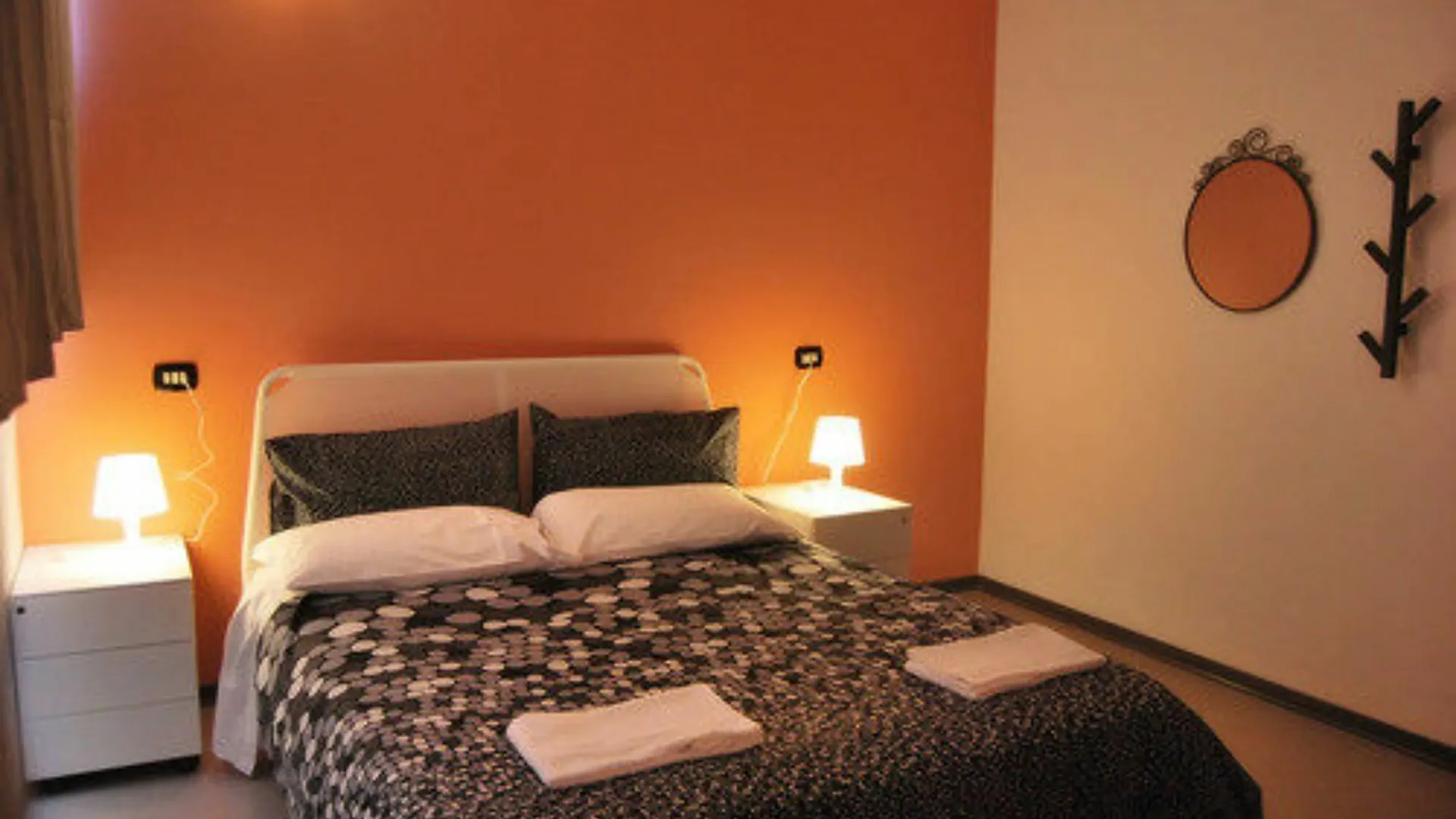 מילאנו Mio Hostel